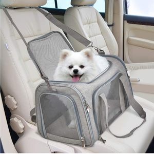 Pet carrier size medium